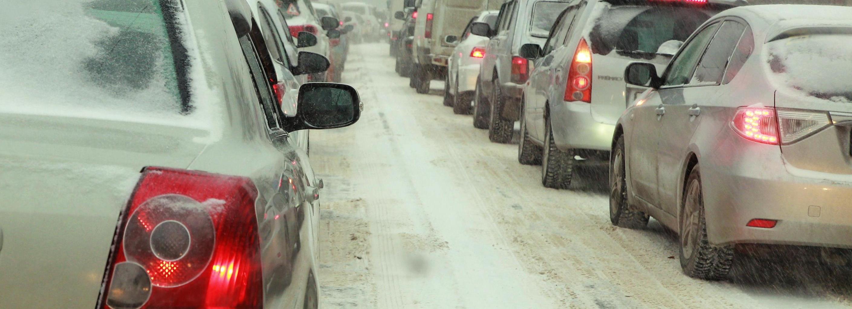 Погода портится: Новосибирск захватят ветер, снег и метели