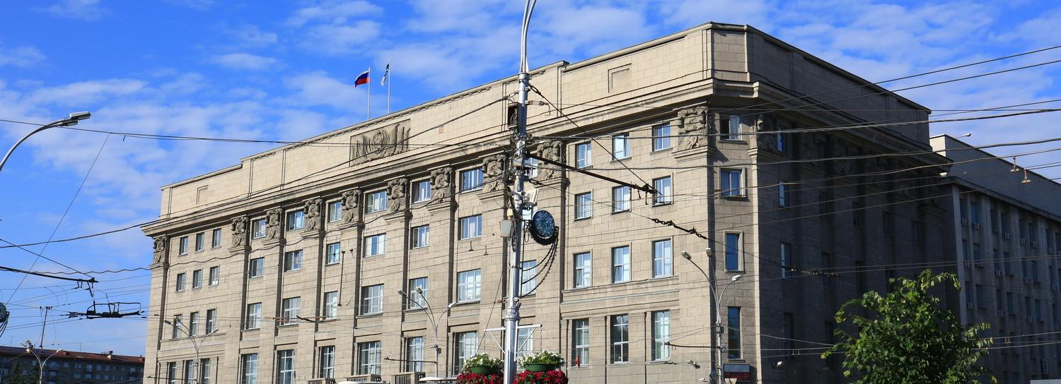 Новосибирская мэрия поможет участковым врачам служебными машинами