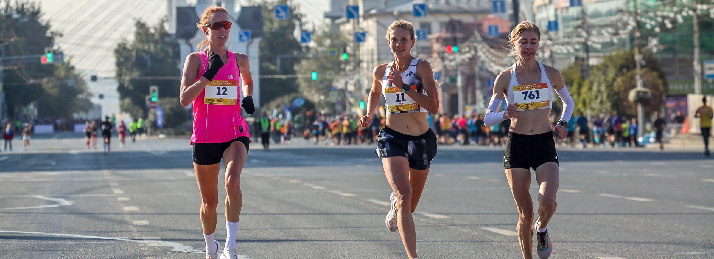 Сибирский фестиваль бега — 2024: яркие кадры с Красного проспекта
