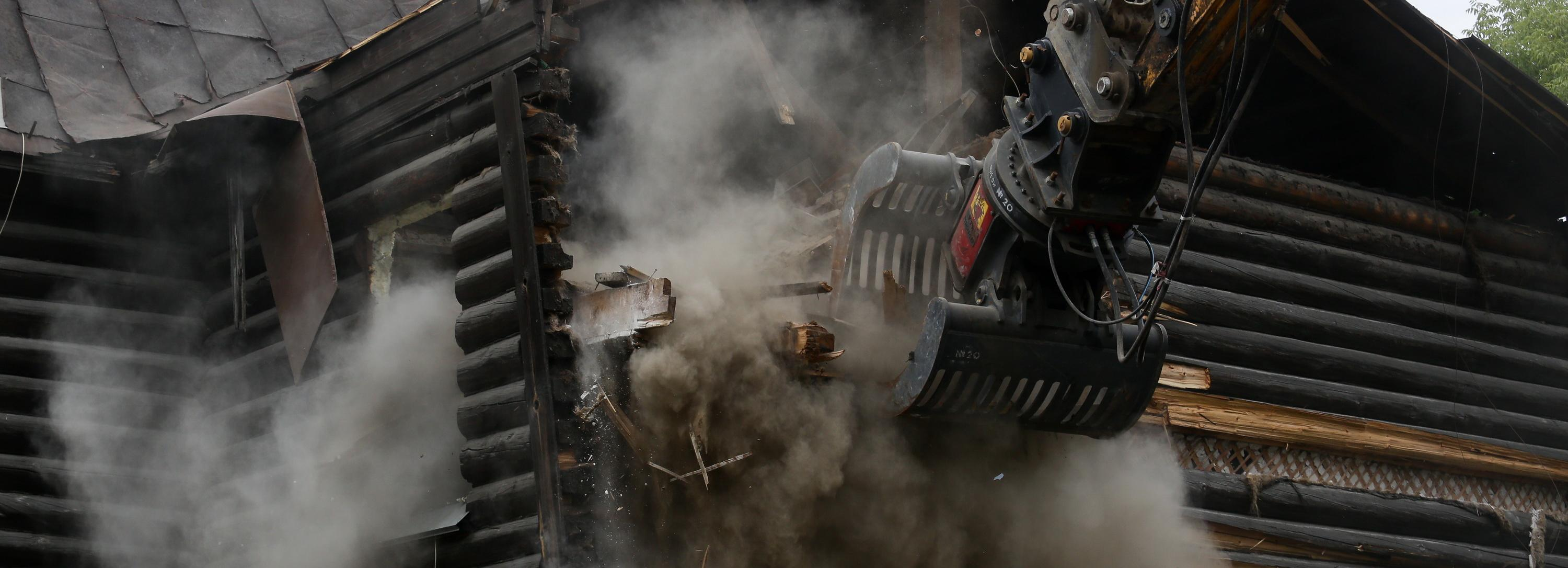 В Новосибирске ещё семь жилых домов приговорили к сносу — смотрим адреса