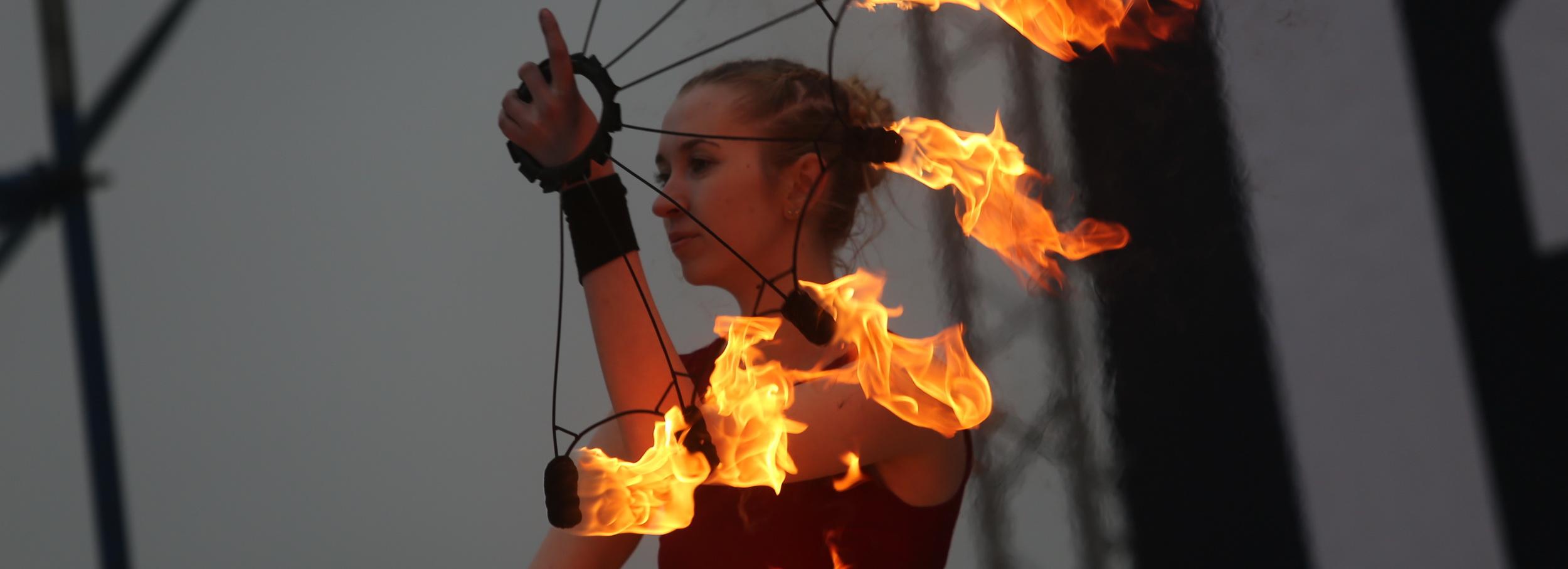 Афиша выходных: урбан-пикник, гонка на сапах и файершоу на набережной