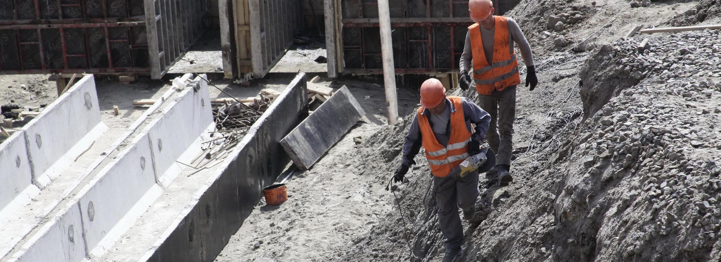 Пять улиц в Новосибирске разрыли из-за ремонта теплотрасс