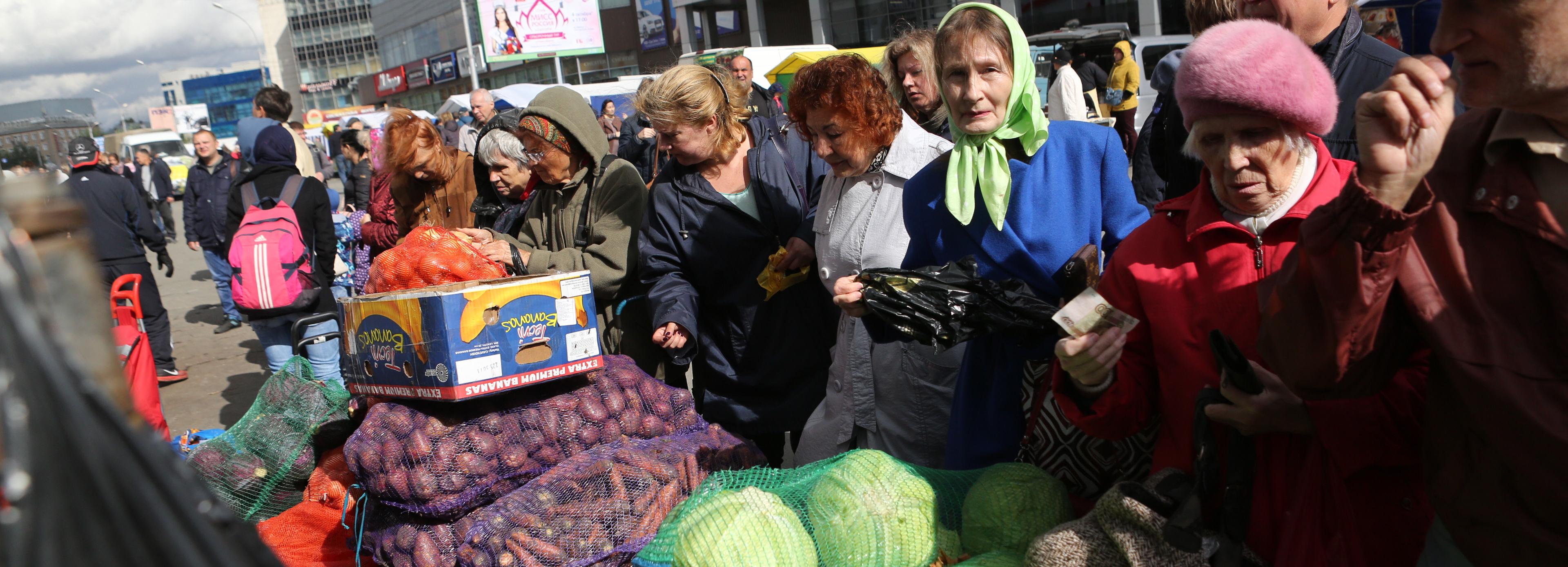 Сельхозярмарку развернут у ГУМа на площади Маркса