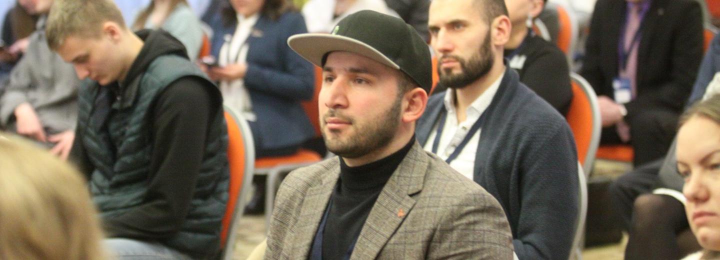 Тысяча предпринимателей и чиновников обсудили бизнес в условиях санкций