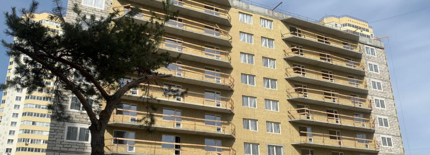 Долгострой с 46 дольщиками на улице Вилюйской сдадут до конца года