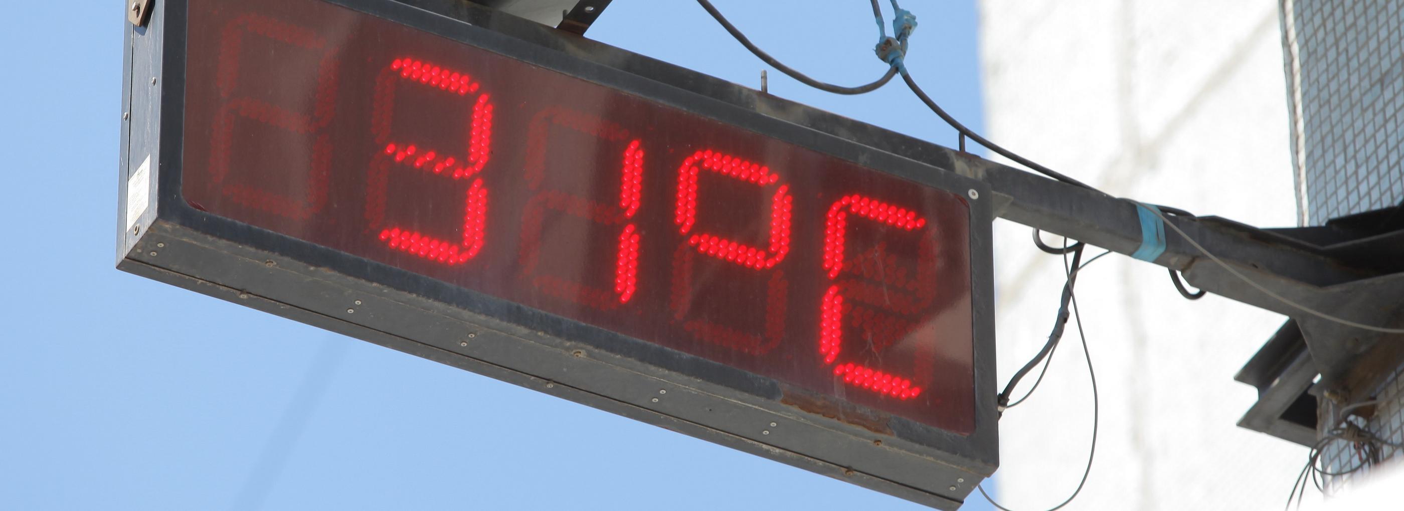 Аномальную жару в Новосибирске прогнозируют синоптики на ближайшие 3 дня