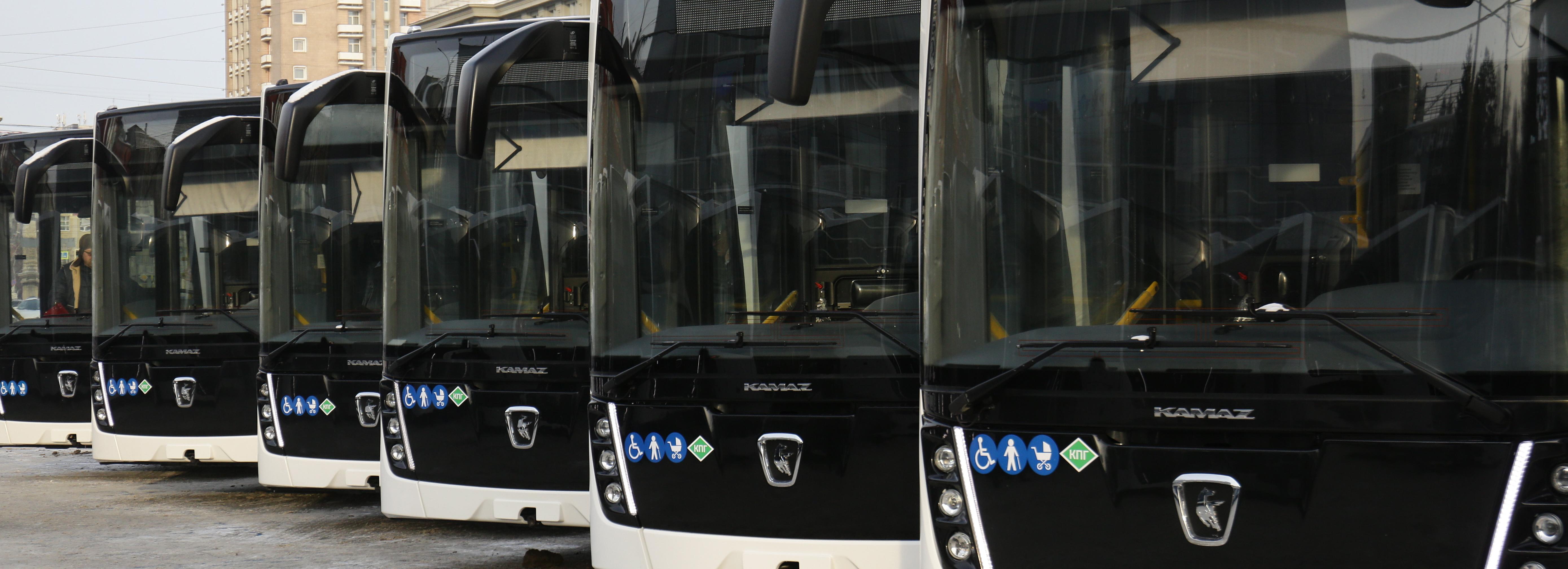 Школу водителей автобусов хотят открыть в ПАТП-4 из-за кадрового голода