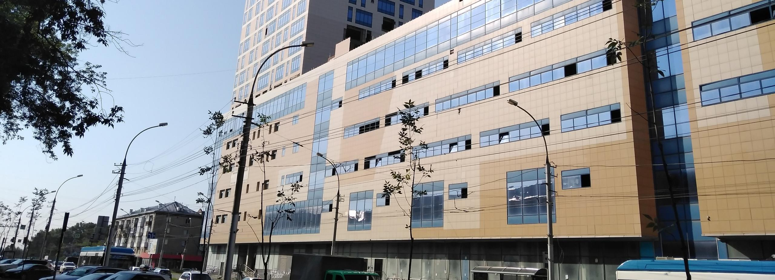 Заброшенный ТЦ «Подсолнух» на Маркса начали охранять от вандалов