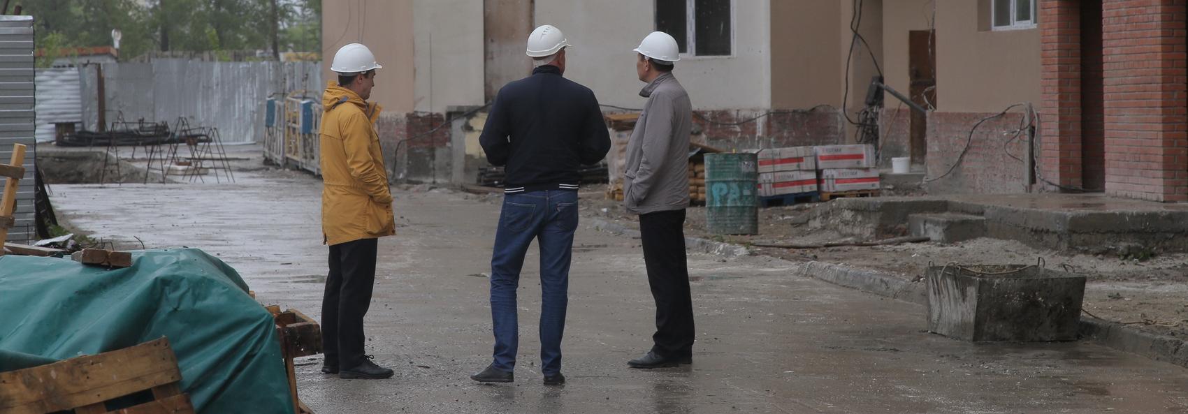 Землю — за долгострои: как решают проблемы дольщиков в Новосибирске
