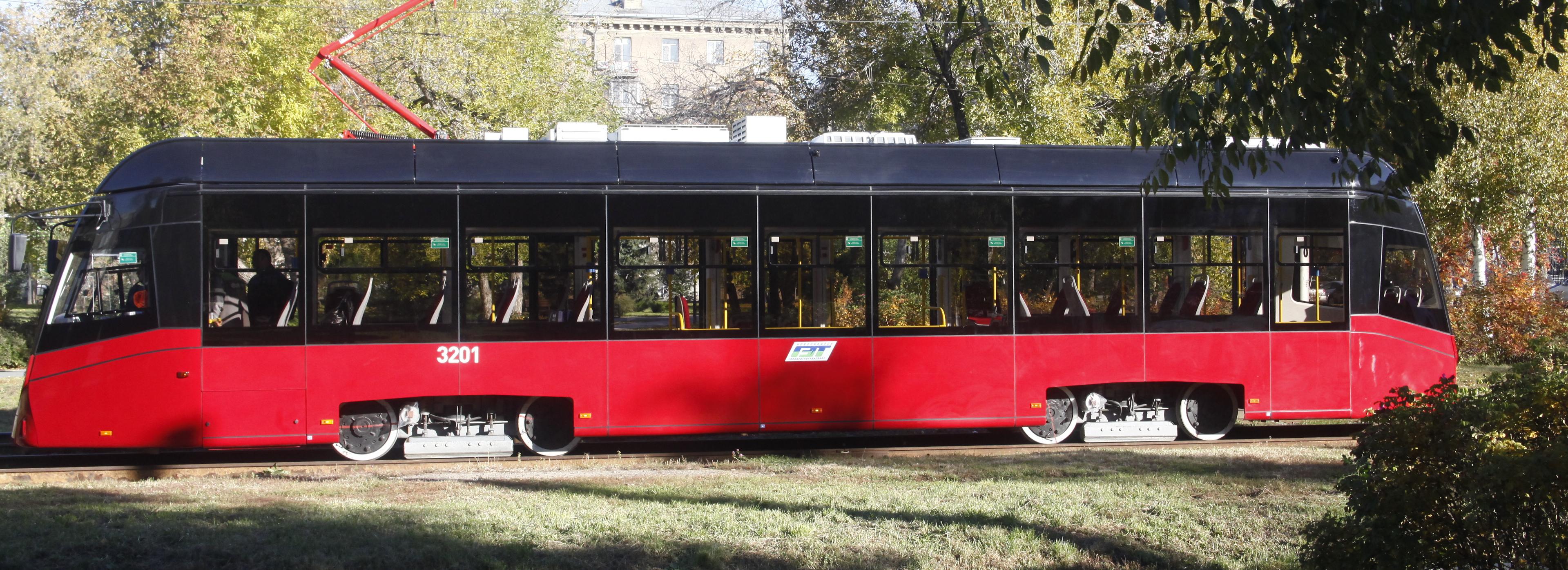 Транспорт с будущим: новосибирский трамвай отмечает 90-летие