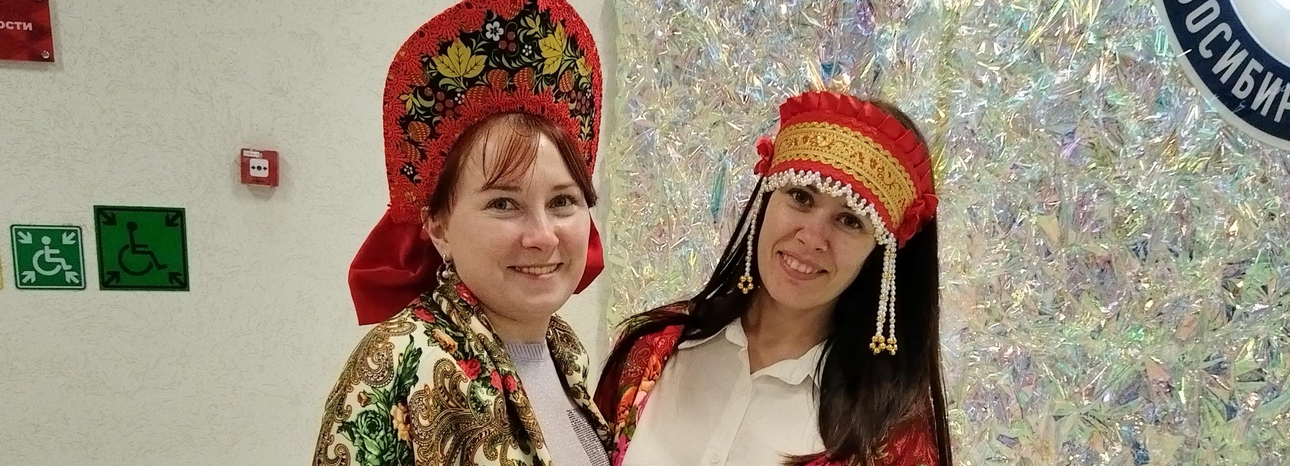 Со всей Сибири приехали фанаты Кадышевой в Новосибирск: фото в кокошниках