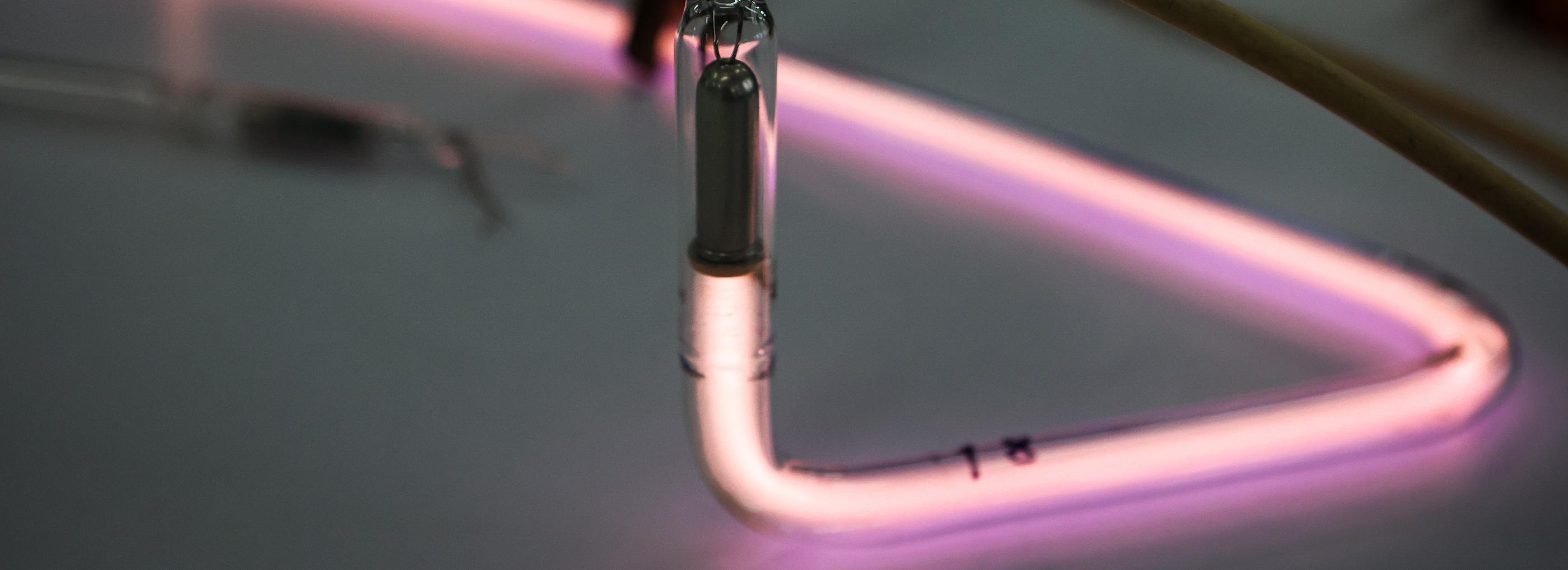 Если вы пропустили: меч из «Ведьмака», неоновая весна и карма-проект