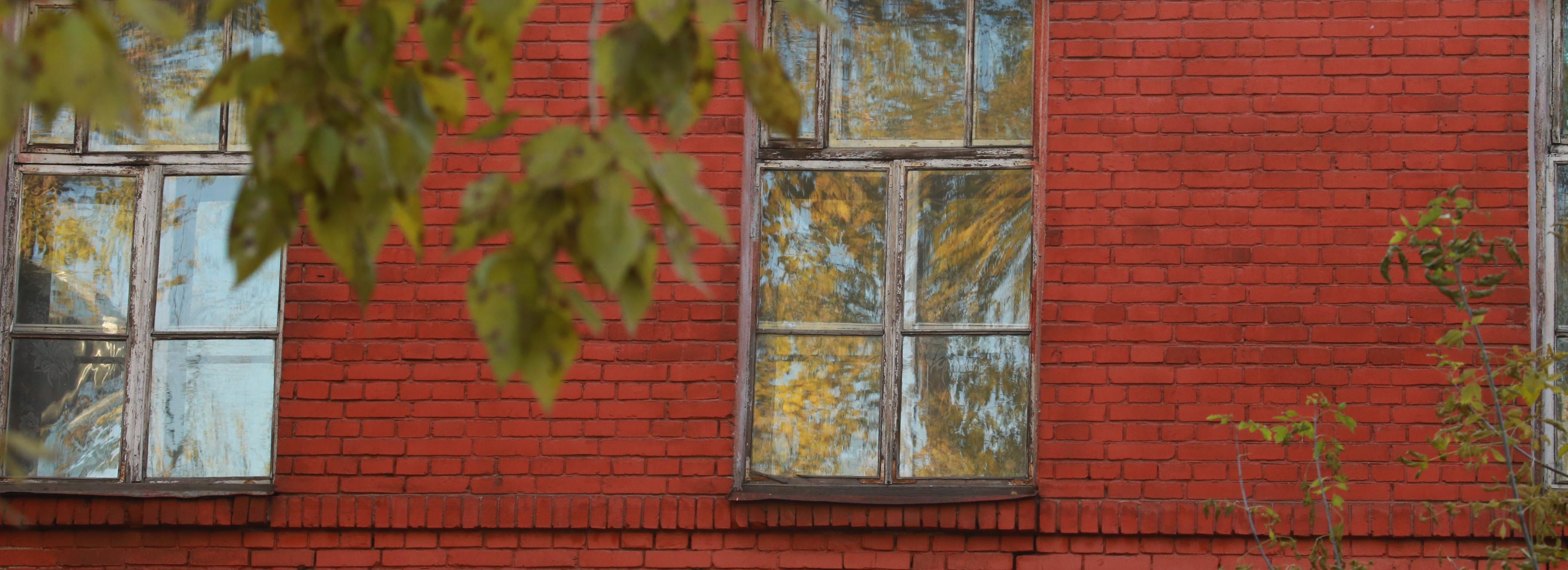 Загадочный гул не даёт покоя жителям военного городка в Новосибирске