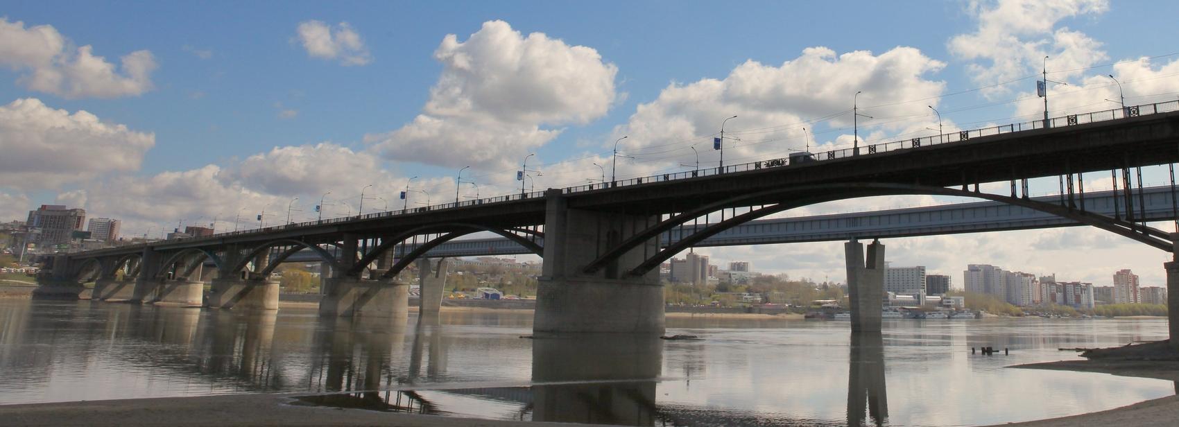 Октябрьский мост в Новосибирске отремонтируют до ноября