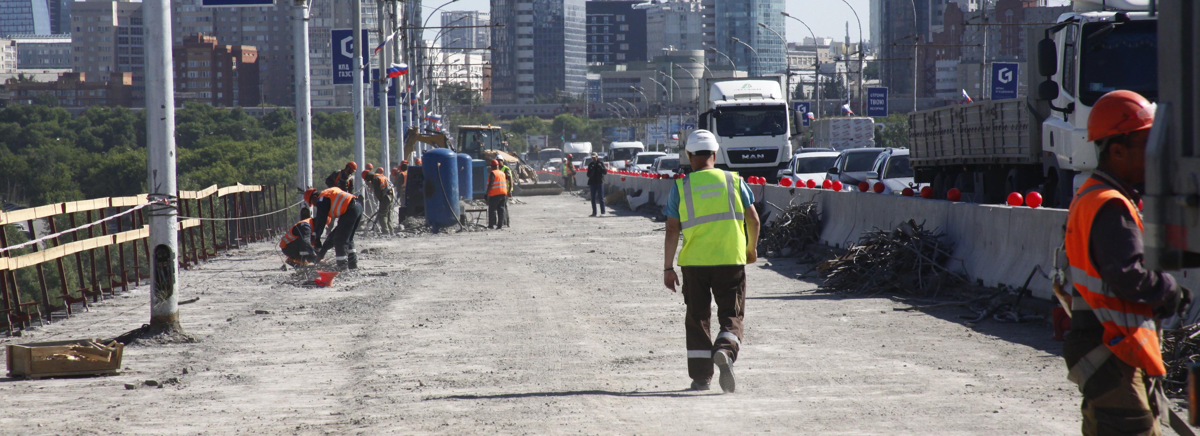 Мэр Кудрявцев поручил к зиме открыть шесть полос Димитровского моста