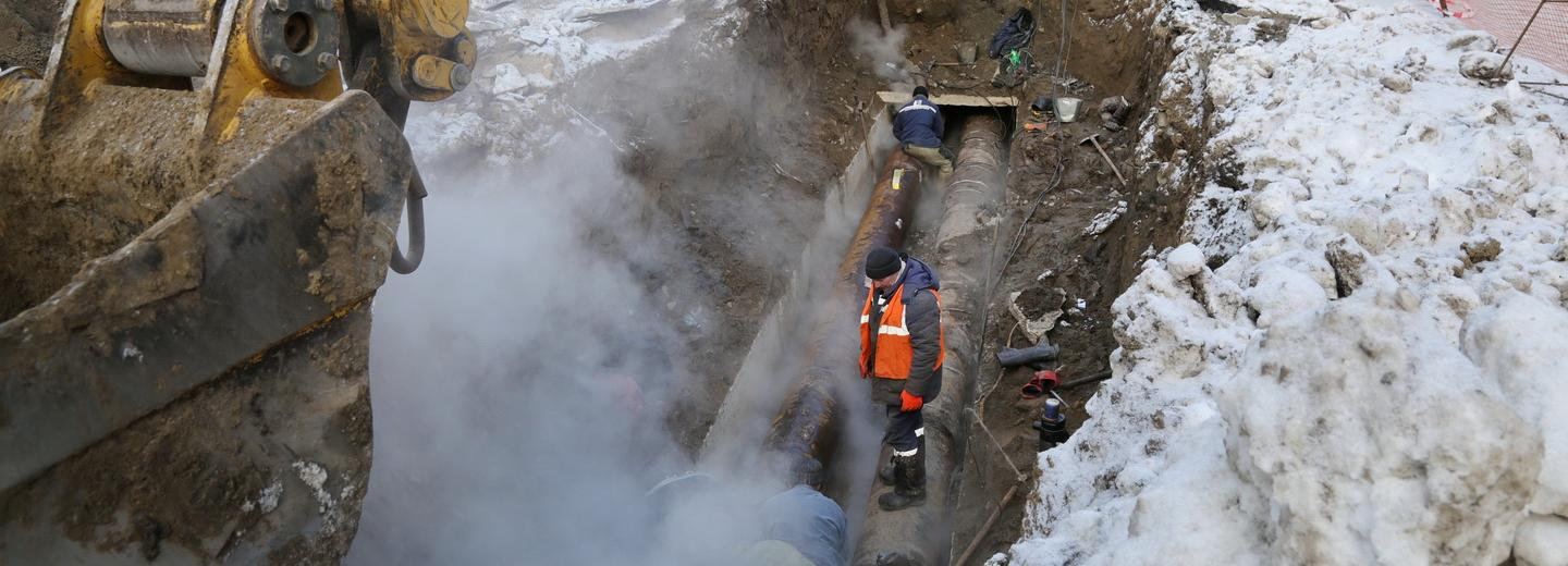 Улицы Котовского и Революции сузили из-за ремонта теплотрасс