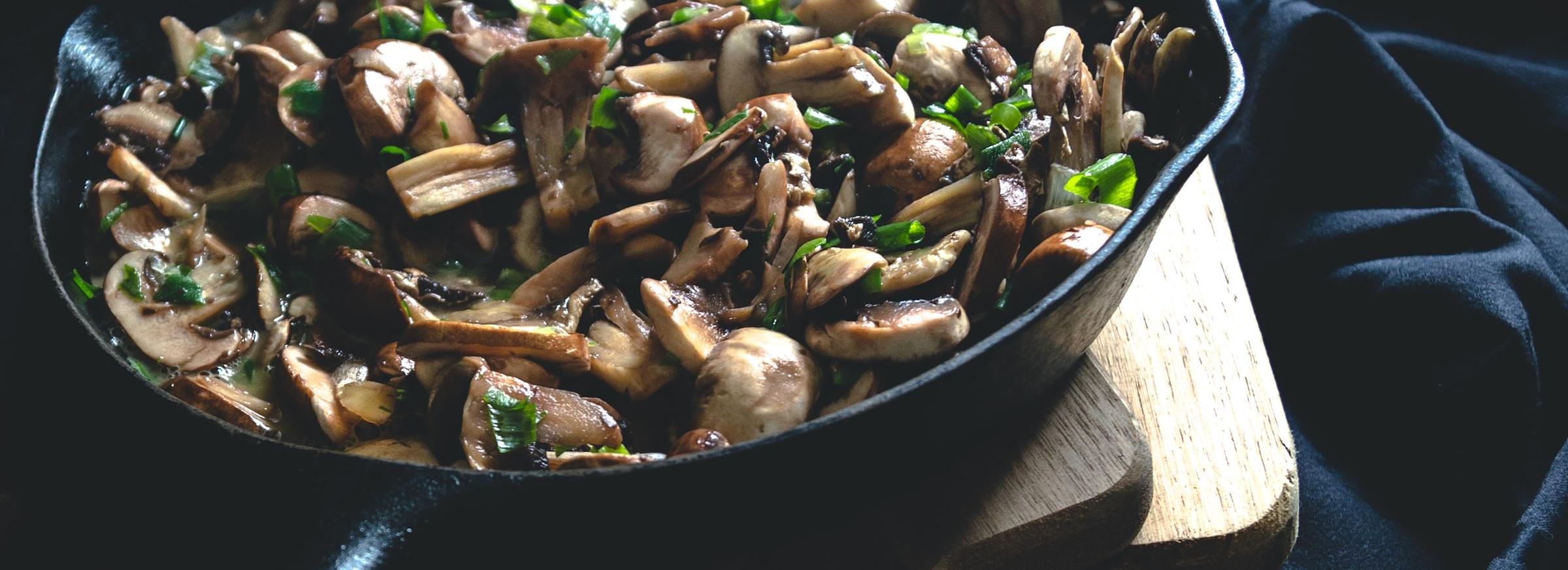 Новосибирцы начали находить за городом первые грибы