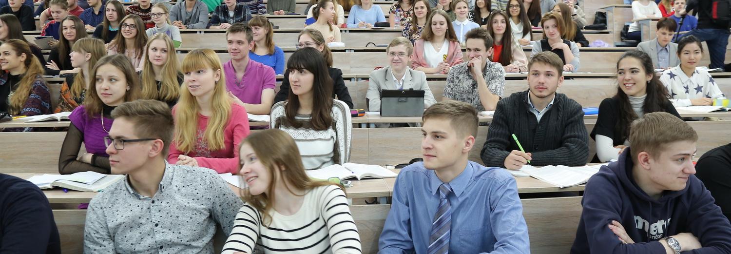 Больше 17 тысяч новосибирских выпускников будут сдавать ЕГЭ в этом году