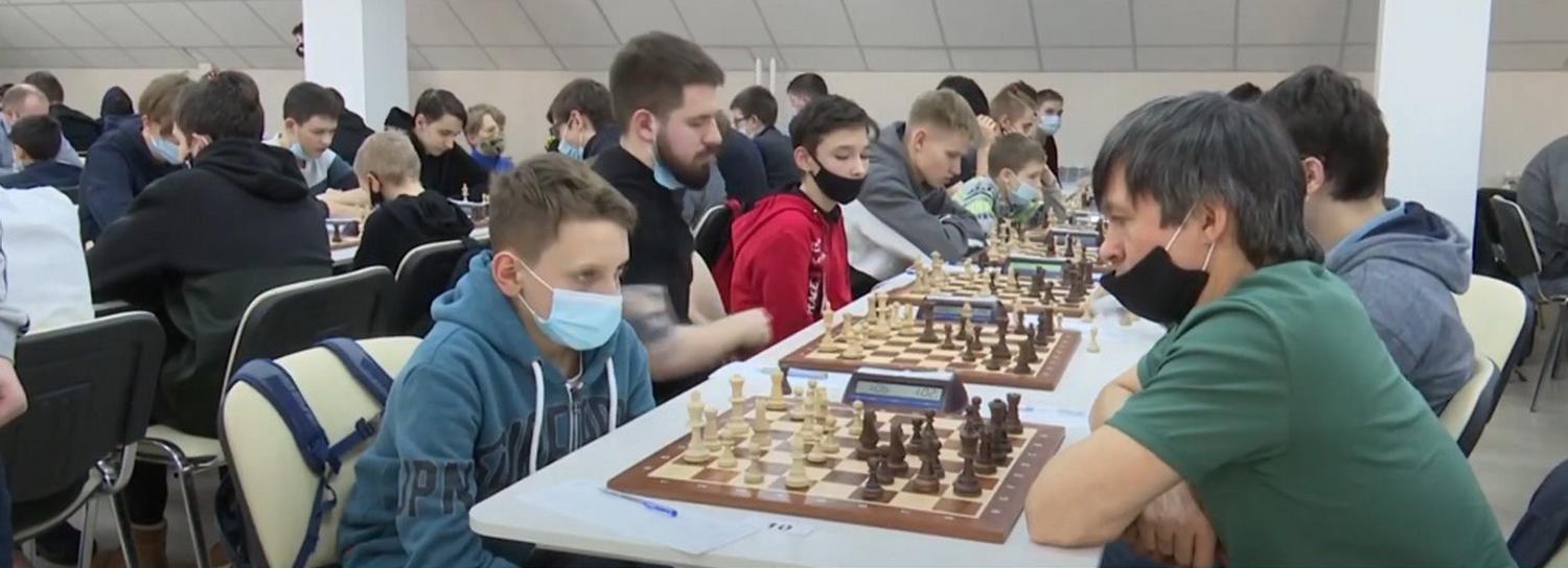 На чемпионате Сибири по шахматам сыграют два гроссмейстера