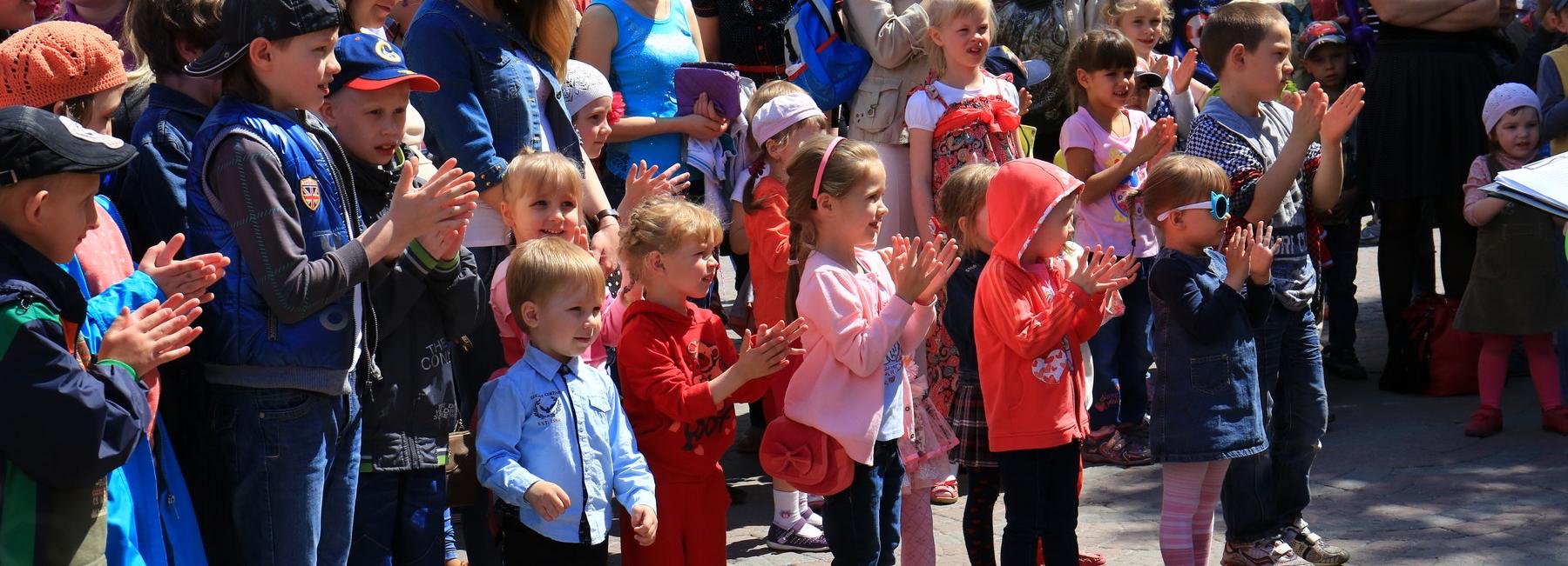 Цифровое удостоверение многодетных родителей начнут выдавать 1 октября