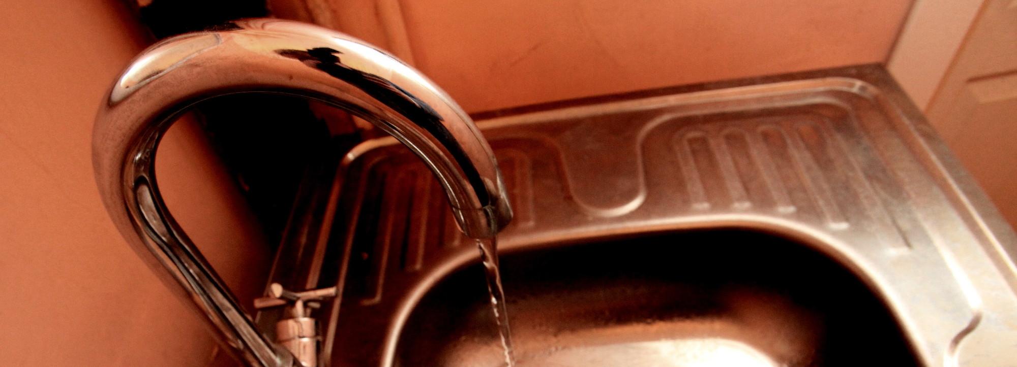 Горячую воду отключат в трёх районах Новосибирска на следующей неделе