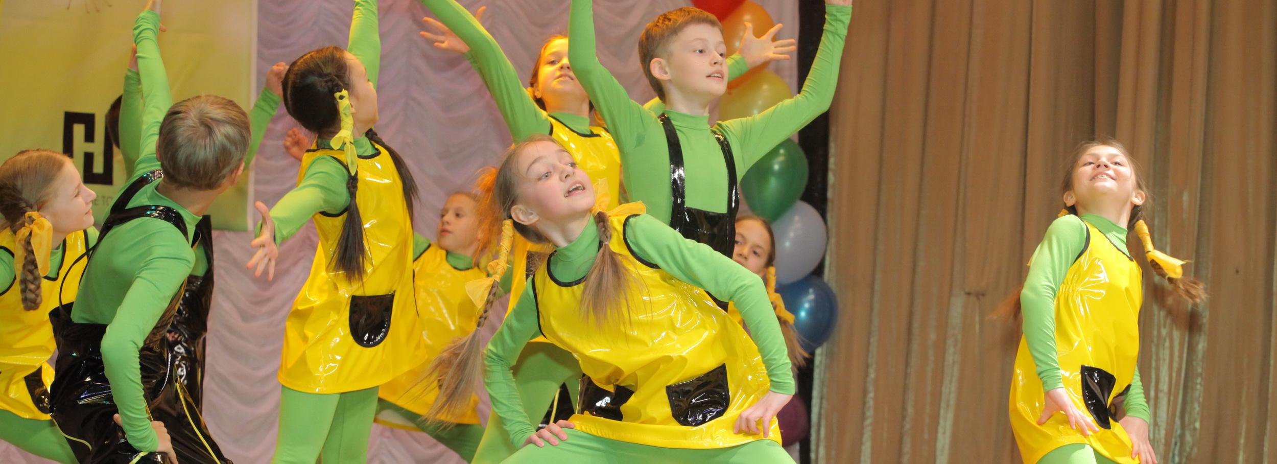 Танцоров от трёх лет зовут на конкурс Red Fest в Новосибирске