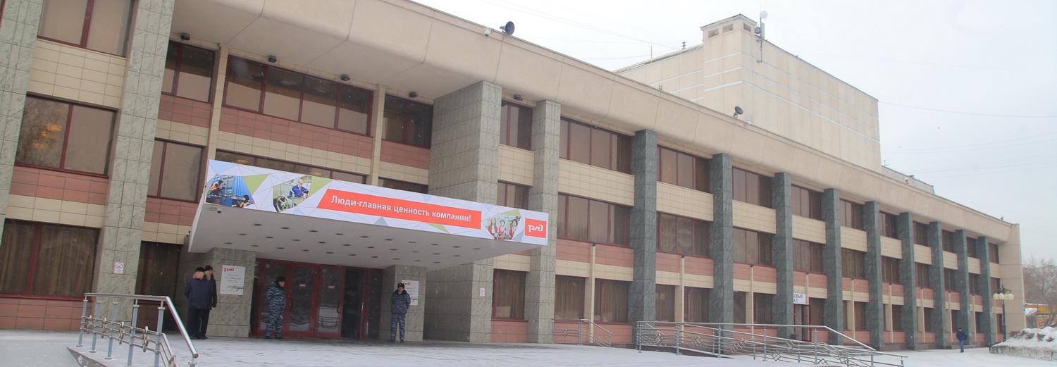 Театральная афера: новосибирцам продают фальшивые билеты в ДКЖ