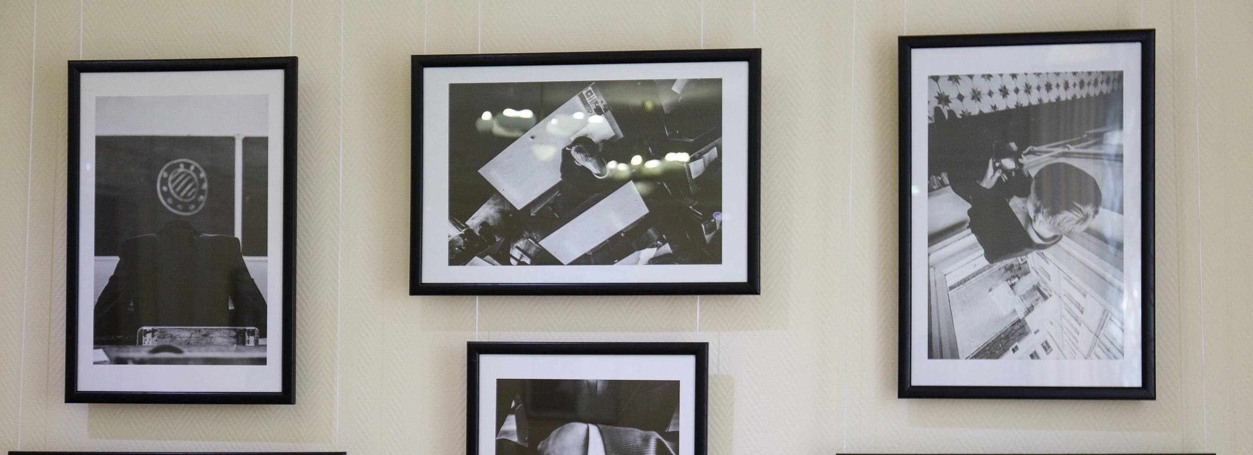 Фотошедевры любителей и мастеров с билбордов показали в музее