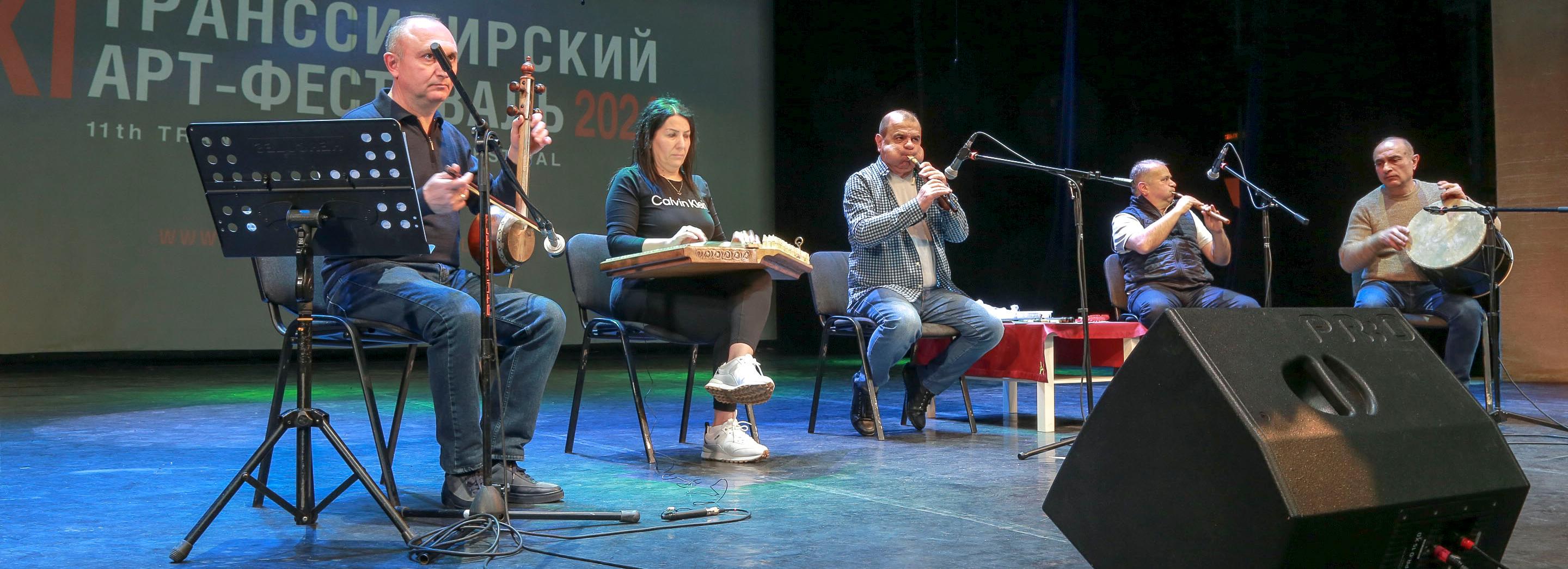 В мистерию дудука погрузились новосибирцы на Транссибирском арт-фестивале