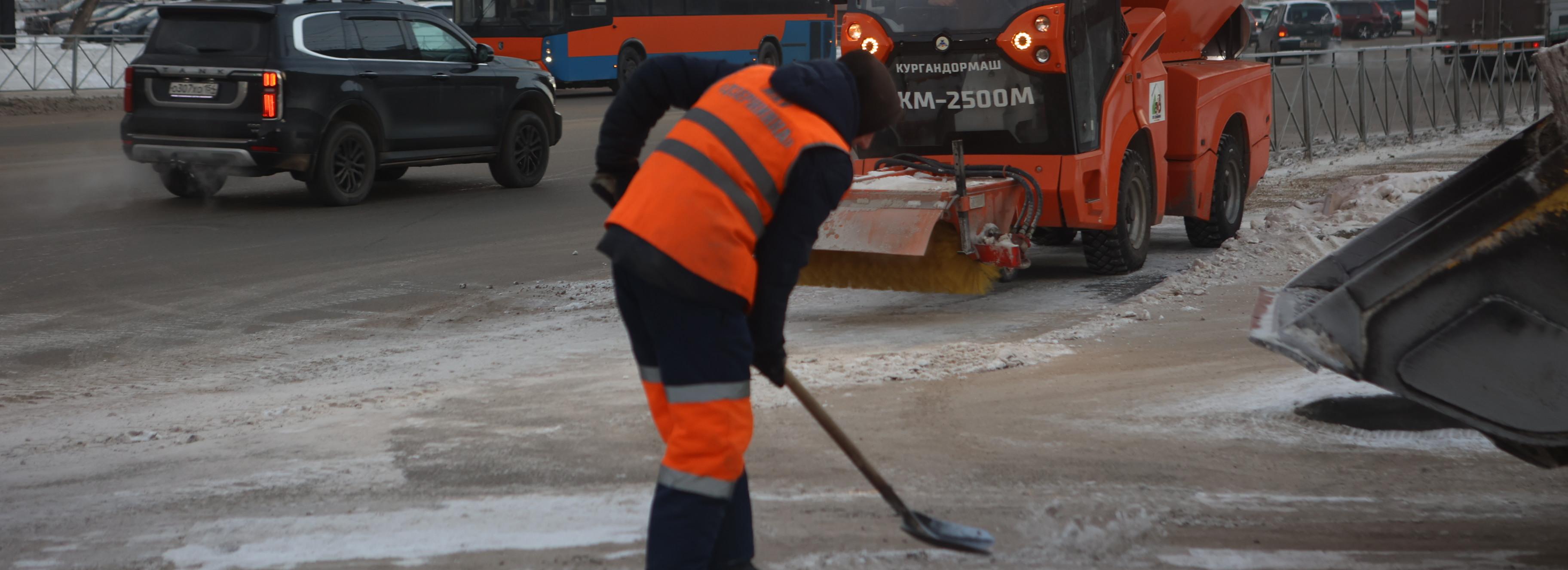 Штат дорожных рабочих в Кировке укомплектовали за счёт студентов