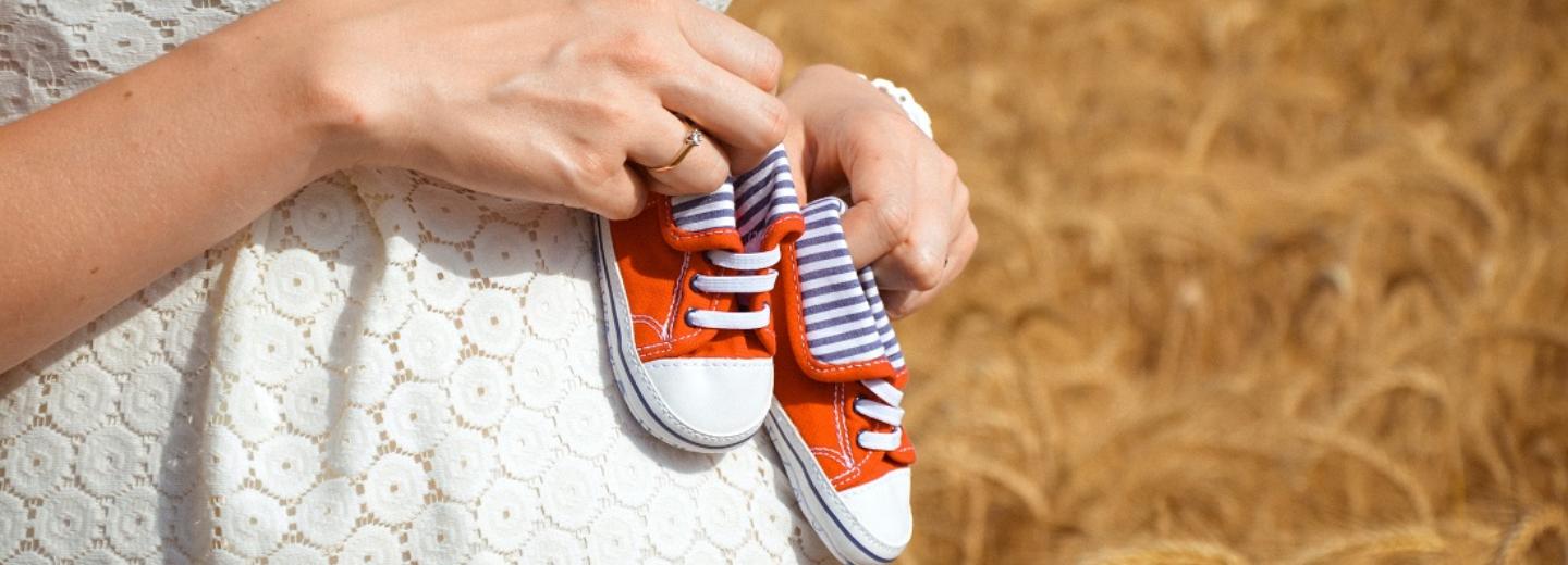 Реалити-шоу «Дом-2» будет платить забеременевшим участницам