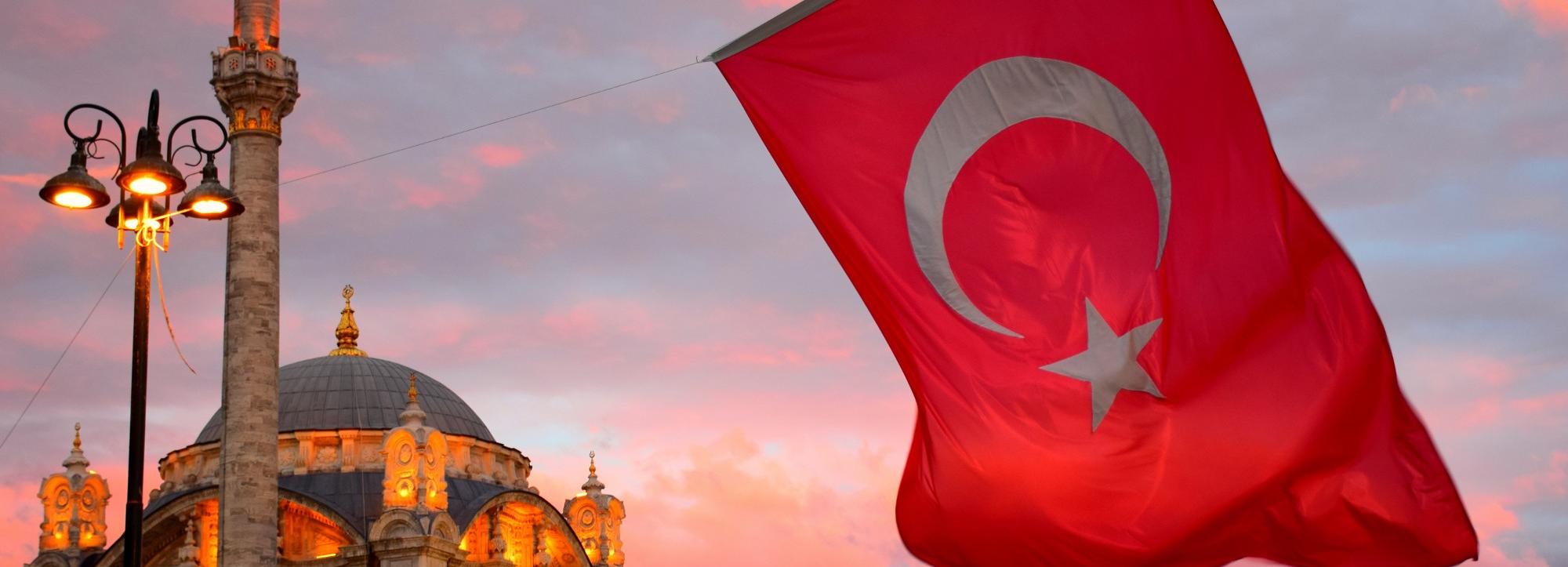 Владелец кафе из Бердска заплатил 1,4 млн рублей за отдых в Турции