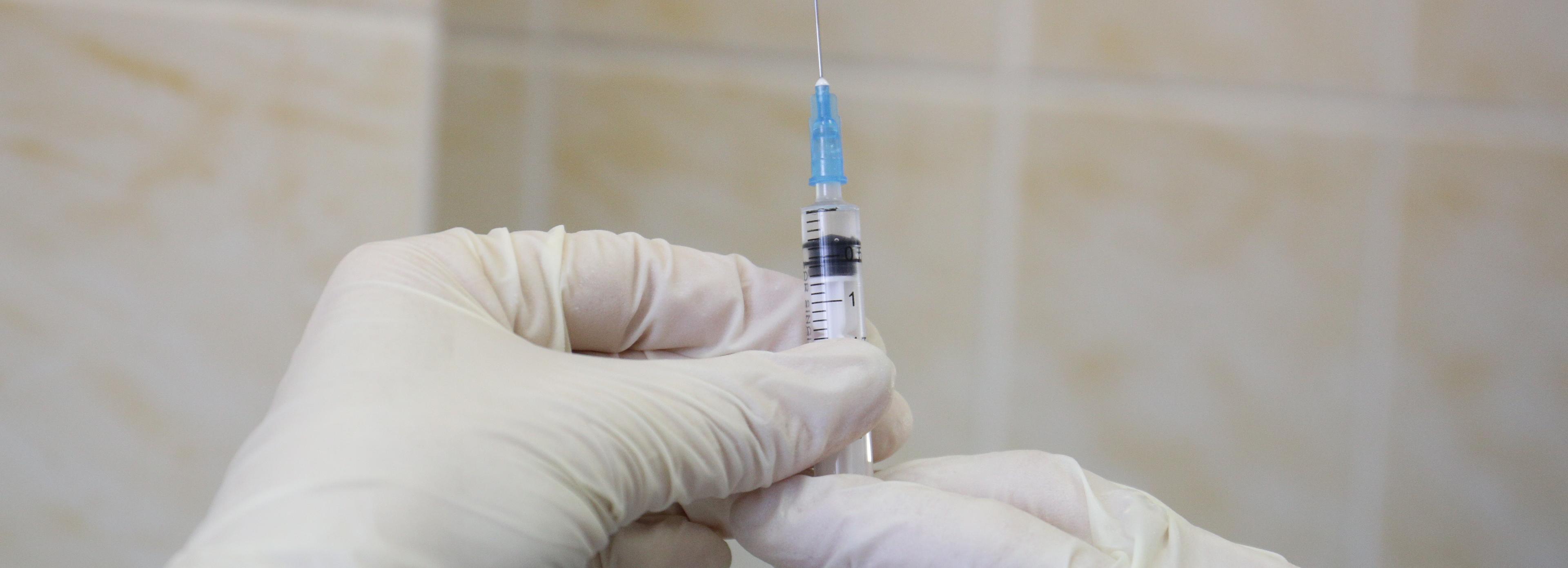 Прямая линия по вакцинации пройдёт 28 января в Новосибирске