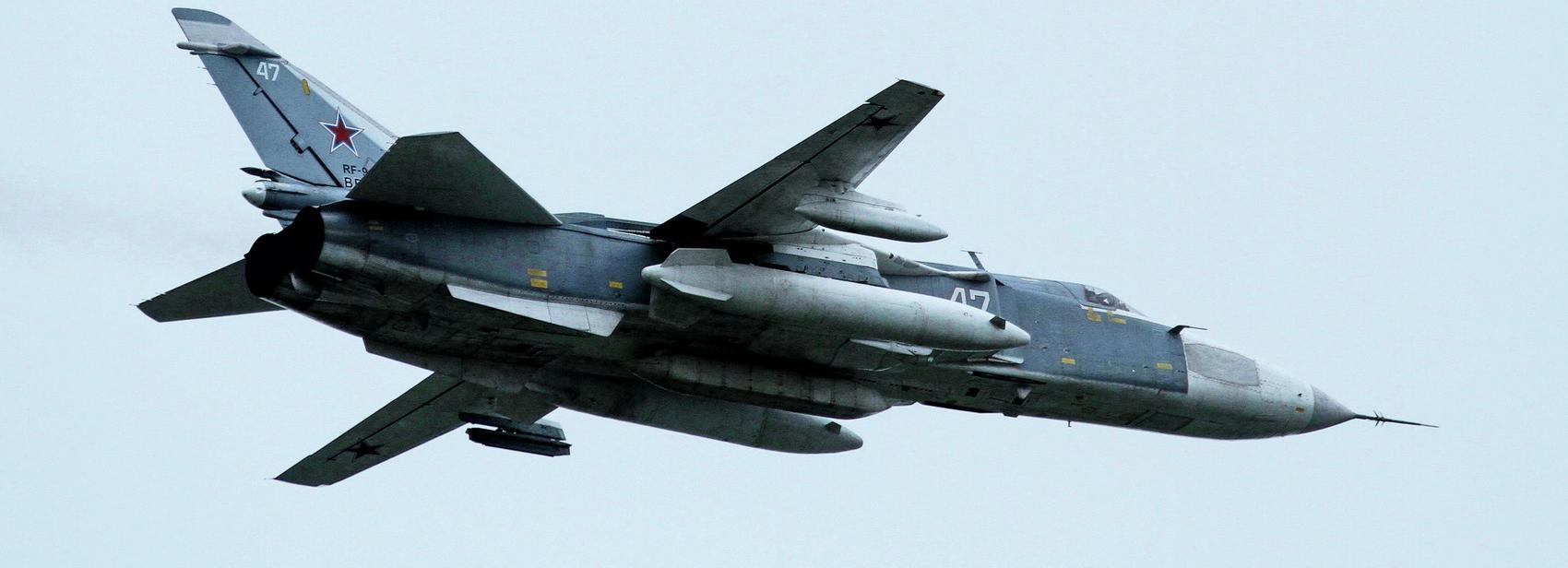 Ночью по улицам Новосибирска впервые провезут бомбардировщик Су-24