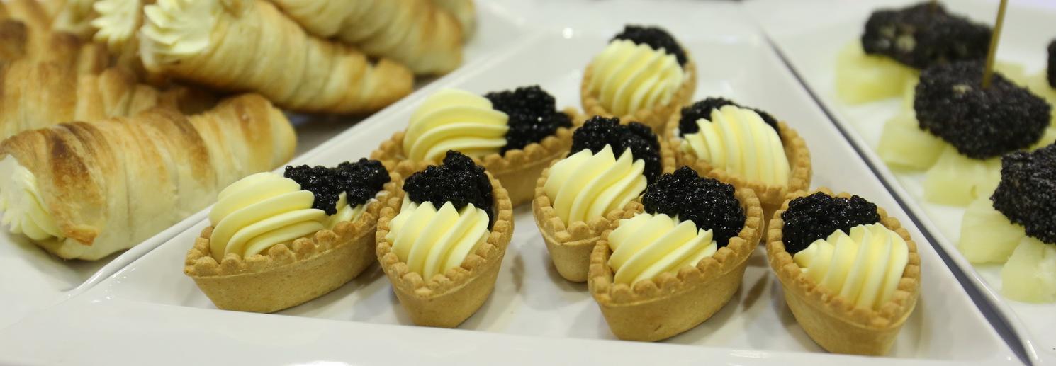 Новосибирцев зовут на дегустации пирожных и печенья