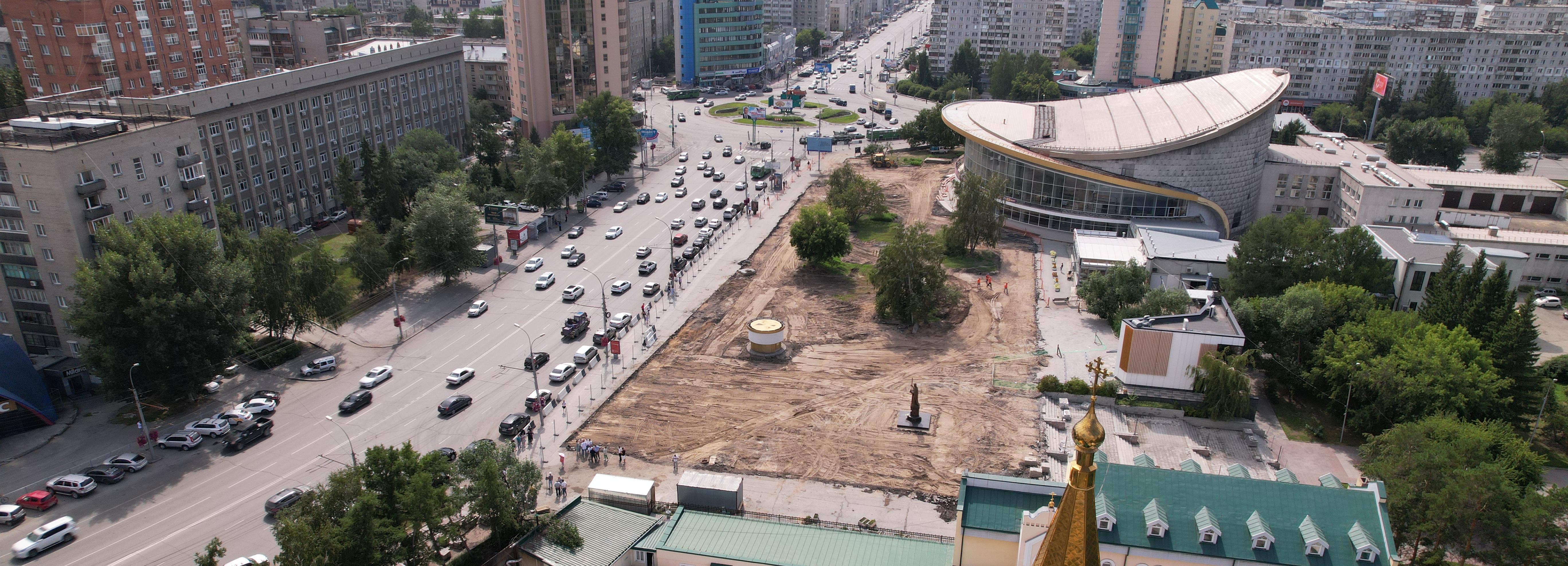 Парковку у цирка в Новосибирске превратят в пешеходную зону с клумбами