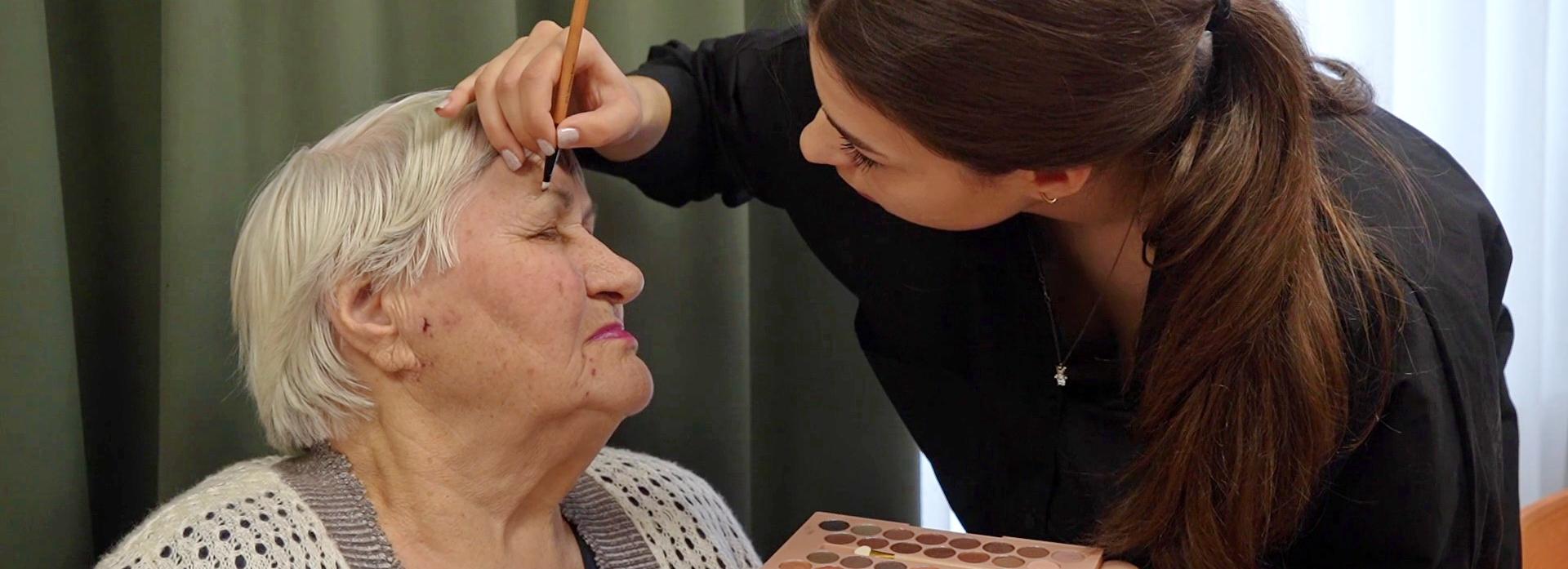 Прекрасный октябрь для пожилых новосибирцев устроили в центре «Ветеран»