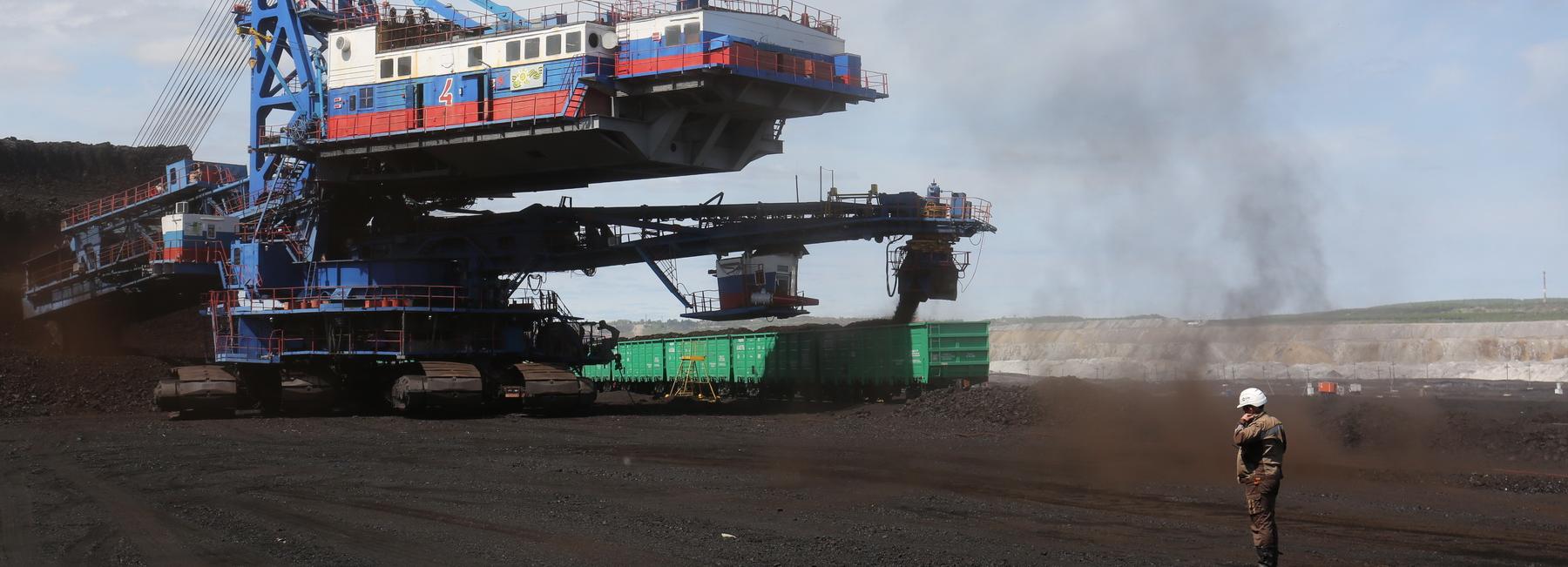 Наследники Босова получат миллиард долларов за «Сибантрацит»