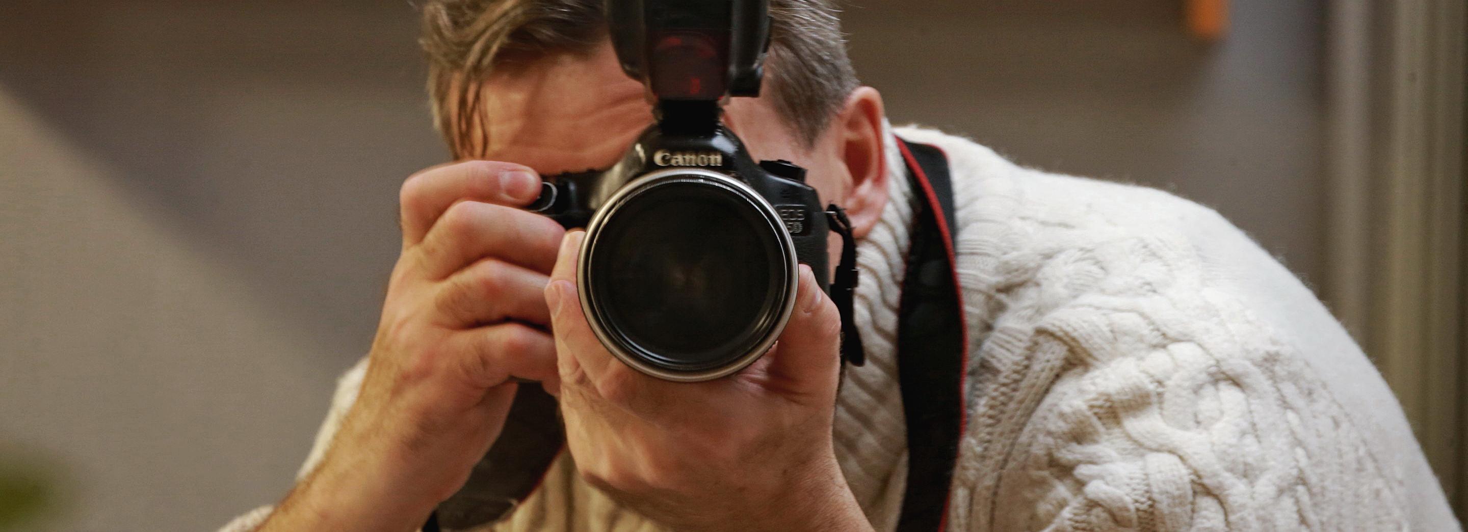 Фотографов зовут снимать победивших рак новосибирцев