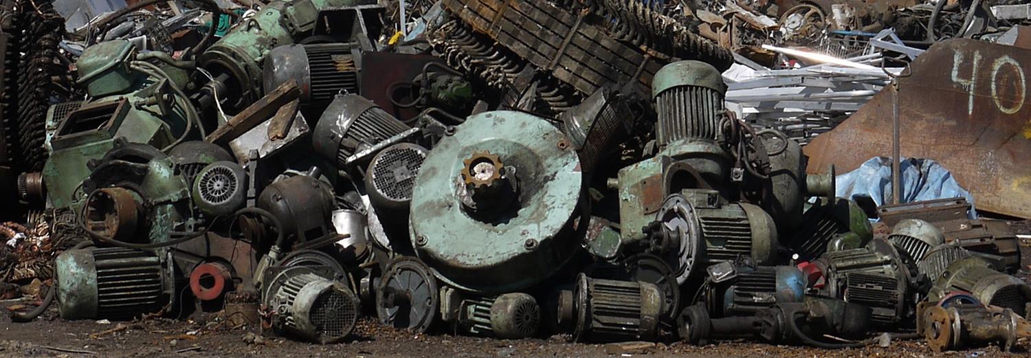 Пункт приёма лома не даёт спать жильцам многоэтажки в Новосибирске