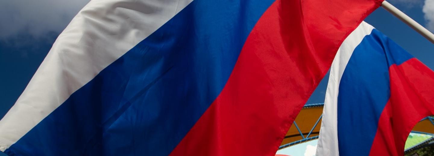 Полпред, губернатор и мэр Кудрявцев поздравляют с Днём Конституции