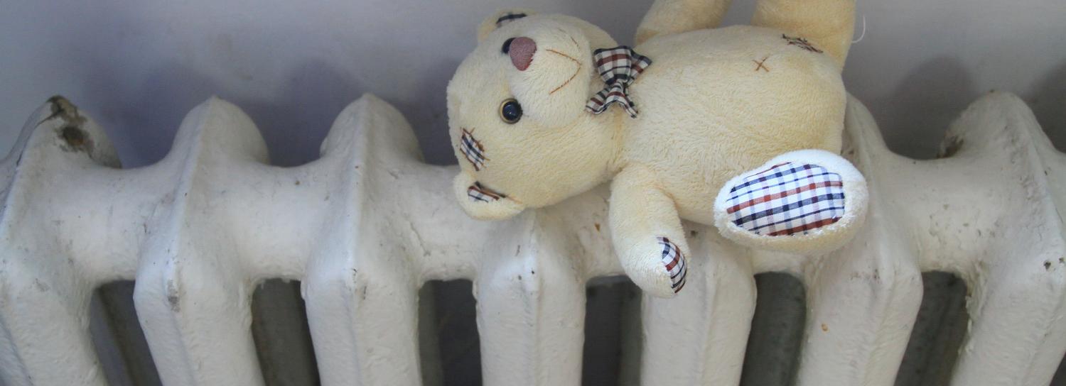 Авария на теплотрассе оставила без отопления 93 жилых дома в Новосибирске