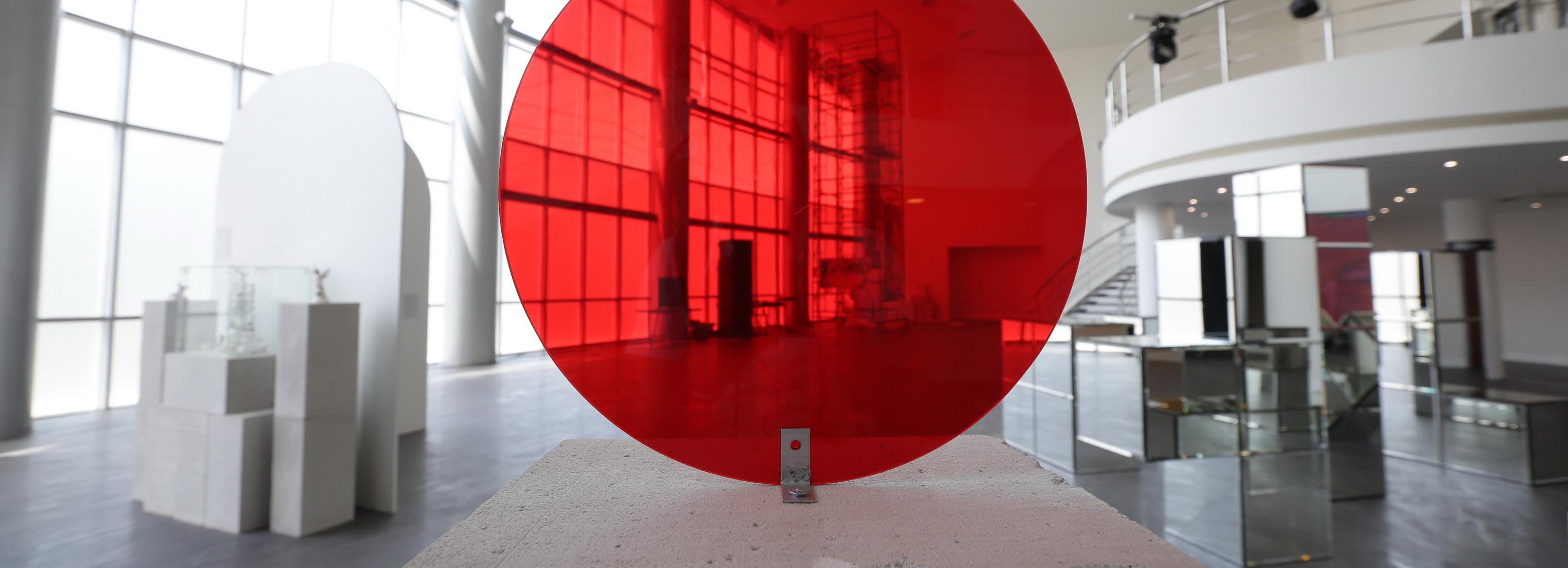 Послушать чашу с аурой предлагают на фестивале «Кризис наслаждений»