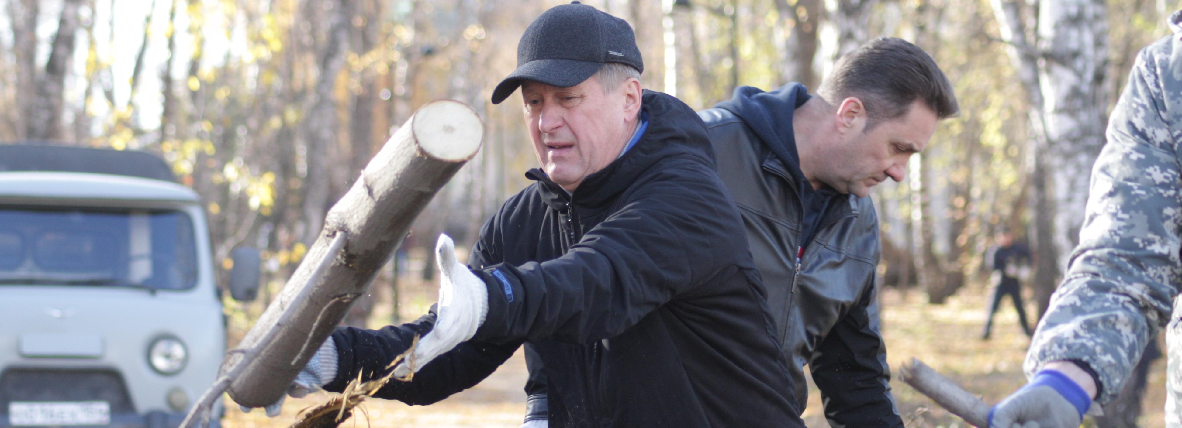 Мэр Локоть позвал новосибирцев на субботник 14 октября