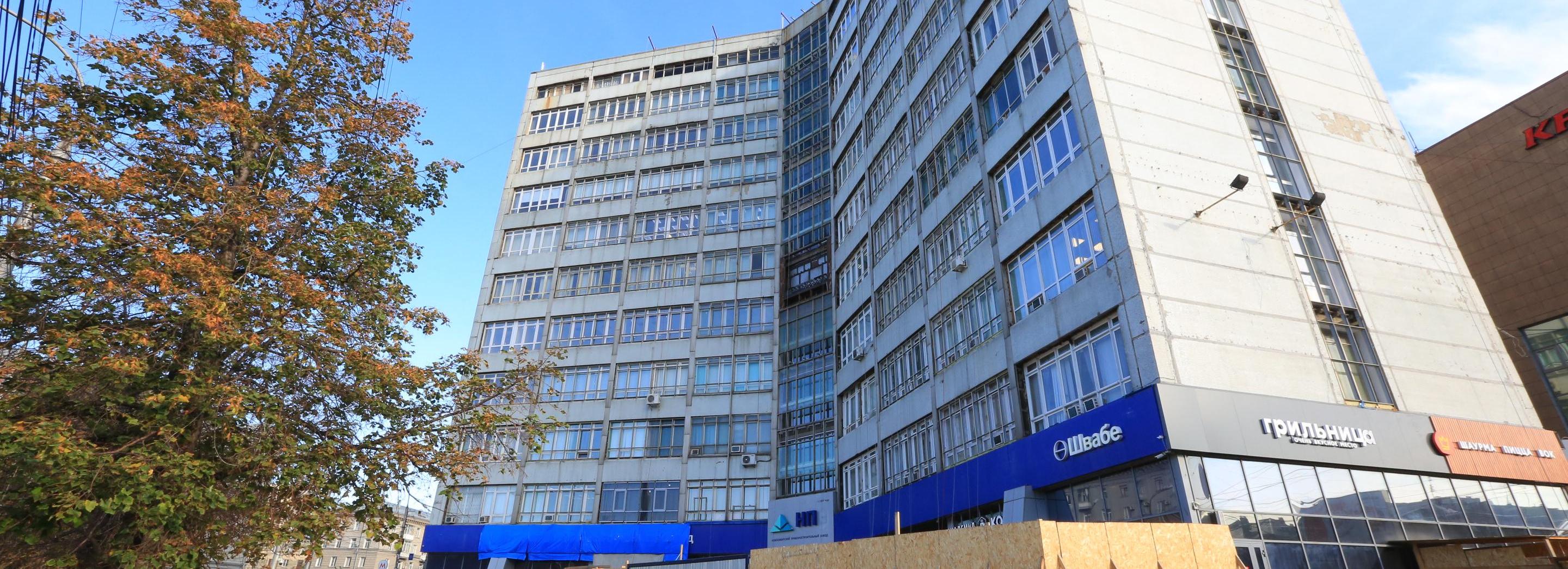 Новые часы установят к лету на доме-книжке на площади Калинина