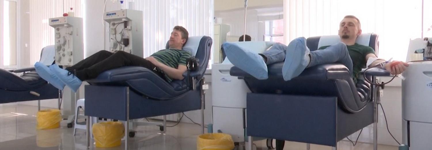 «Близкие люди»: как новосибирские волонтёры помогают старикам в пандемию