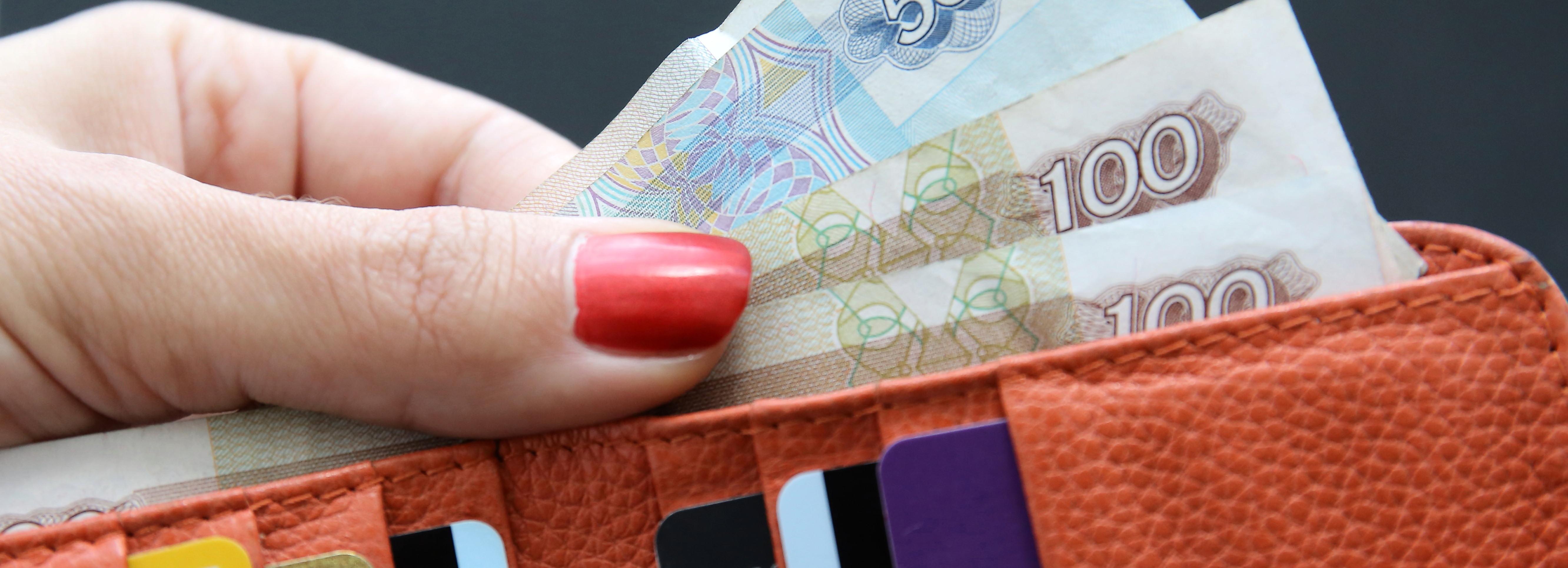 Новосибирским студенткам увеличили размер пособия по беременности и родам