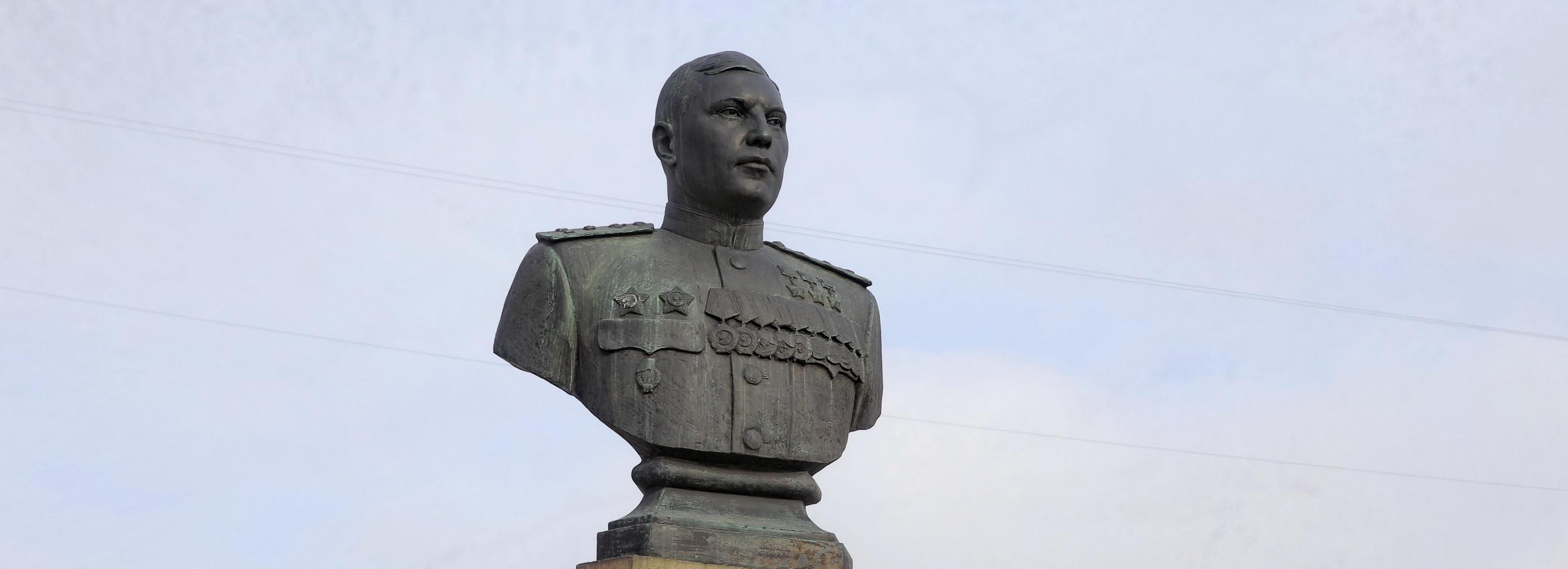 Портфель Покрышкина и эскизы Чернобровцева впервые покажут новосибирцам