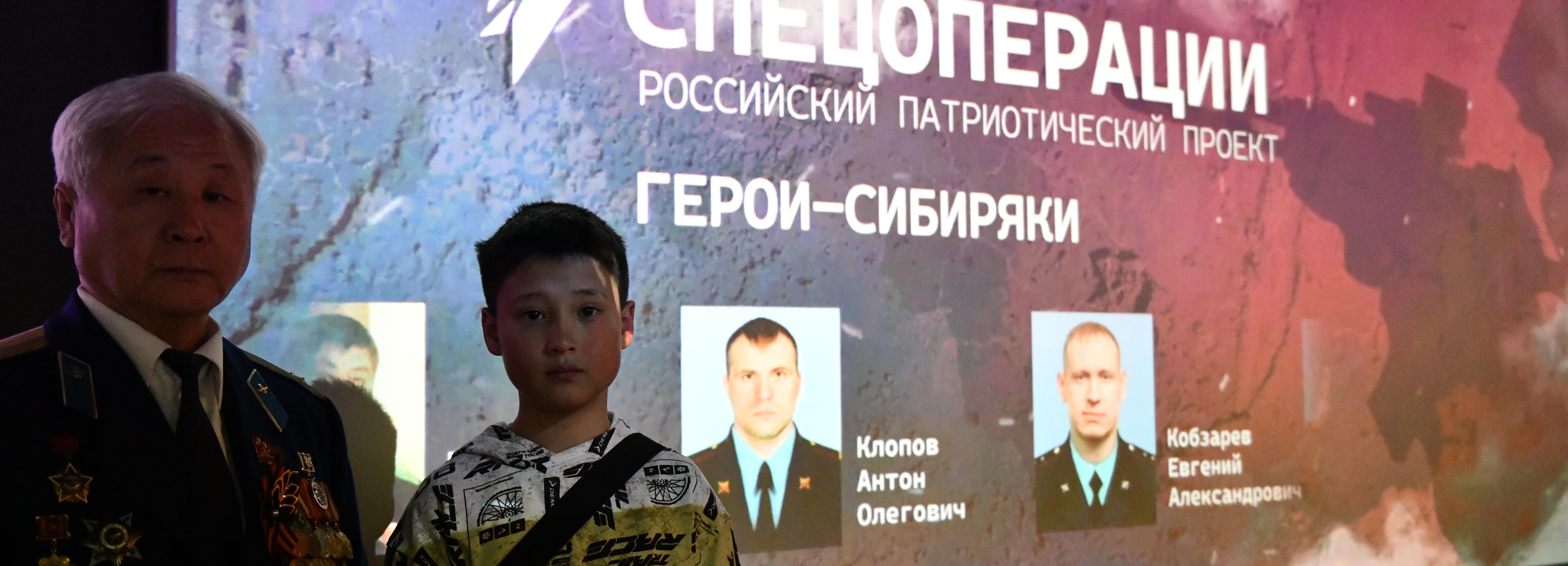 Выставку о героях спецоперации можно посетить до 30 апреля в Новосибирске