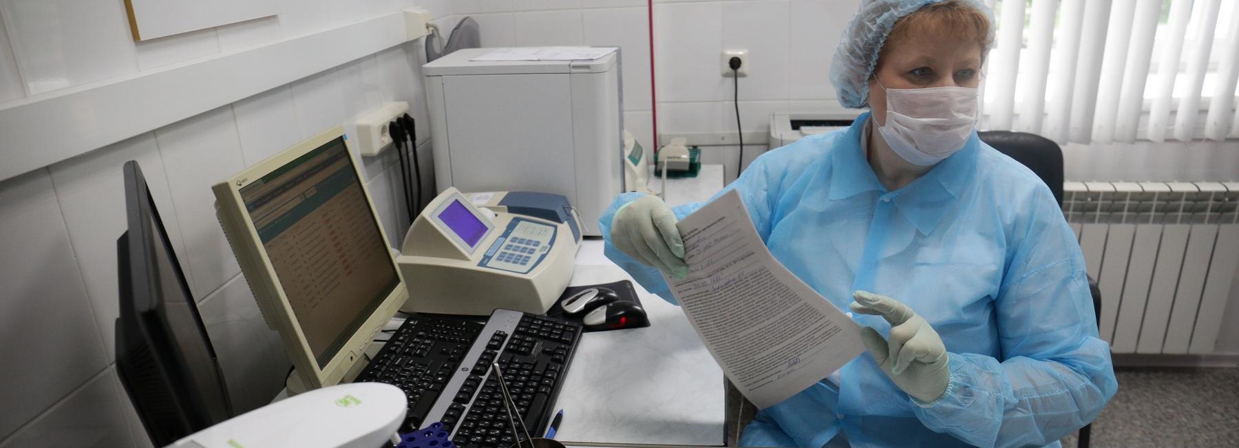 Анализы на коронавирус: какие лучше, где сдать и сколько это стоит